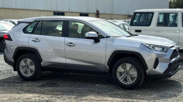 Toyota RAV4 2.0L 2WD AT LE
