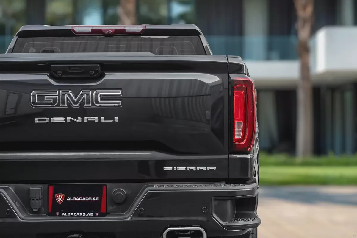4,015 P.M |  Sierra Denali Utimate | 0% Downpayment | GMC WARRANTY!-5-5