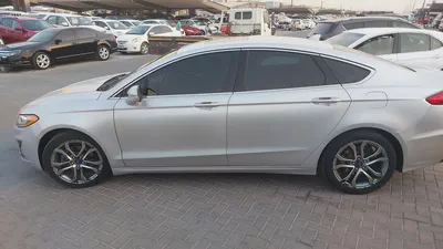 Ford Fusion SEL 2019 - American Specs - Excellent Condition-10