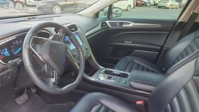 Ford Fusion SEL 2019 - American Specs - Excellent Condition-16