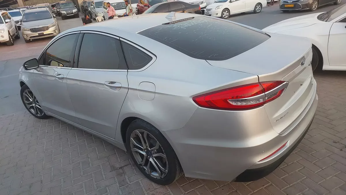 Ford Fusion SEL 2019 - American Specs - Excellent Condition-9-9