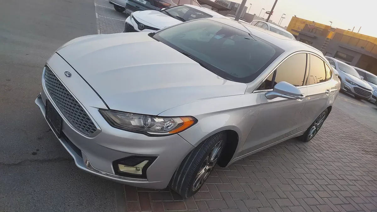 Ford Fusion SEL 2019 - American Specs - Excellent Condition-13-13