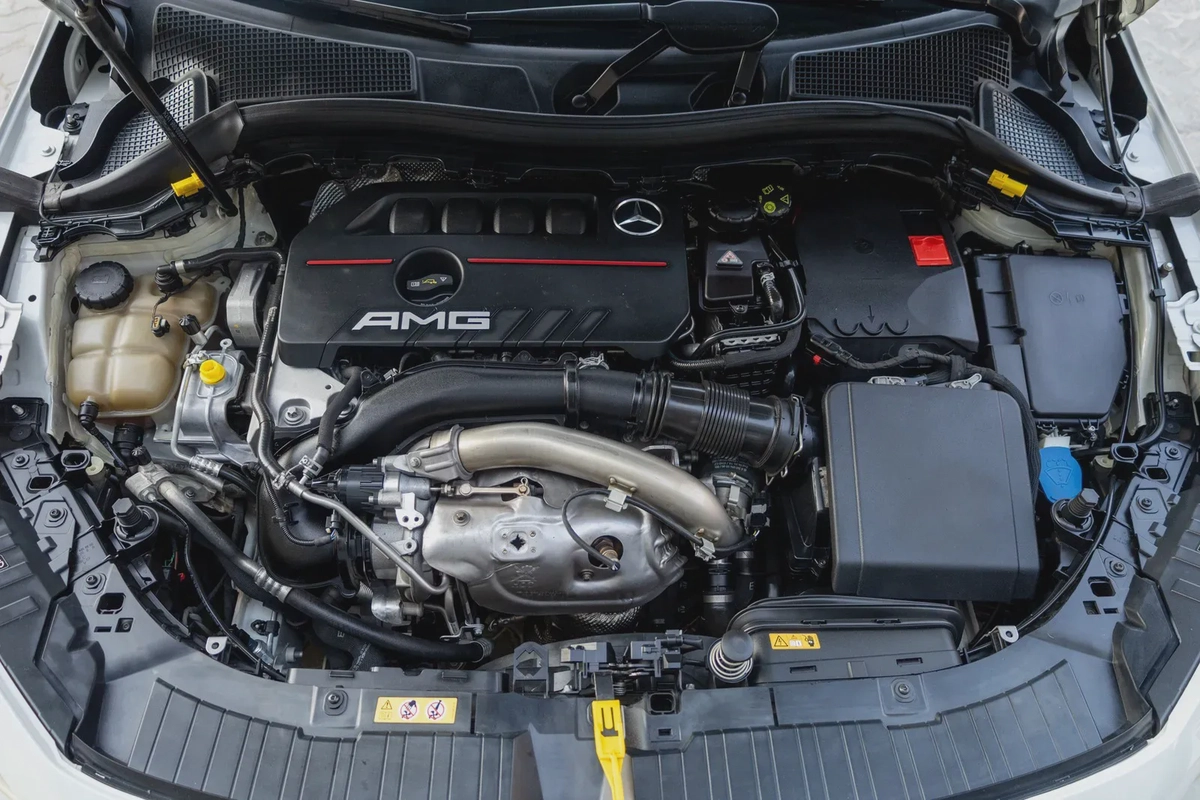 Mercedes-Benz GLA 35 AMG 2021-9-9