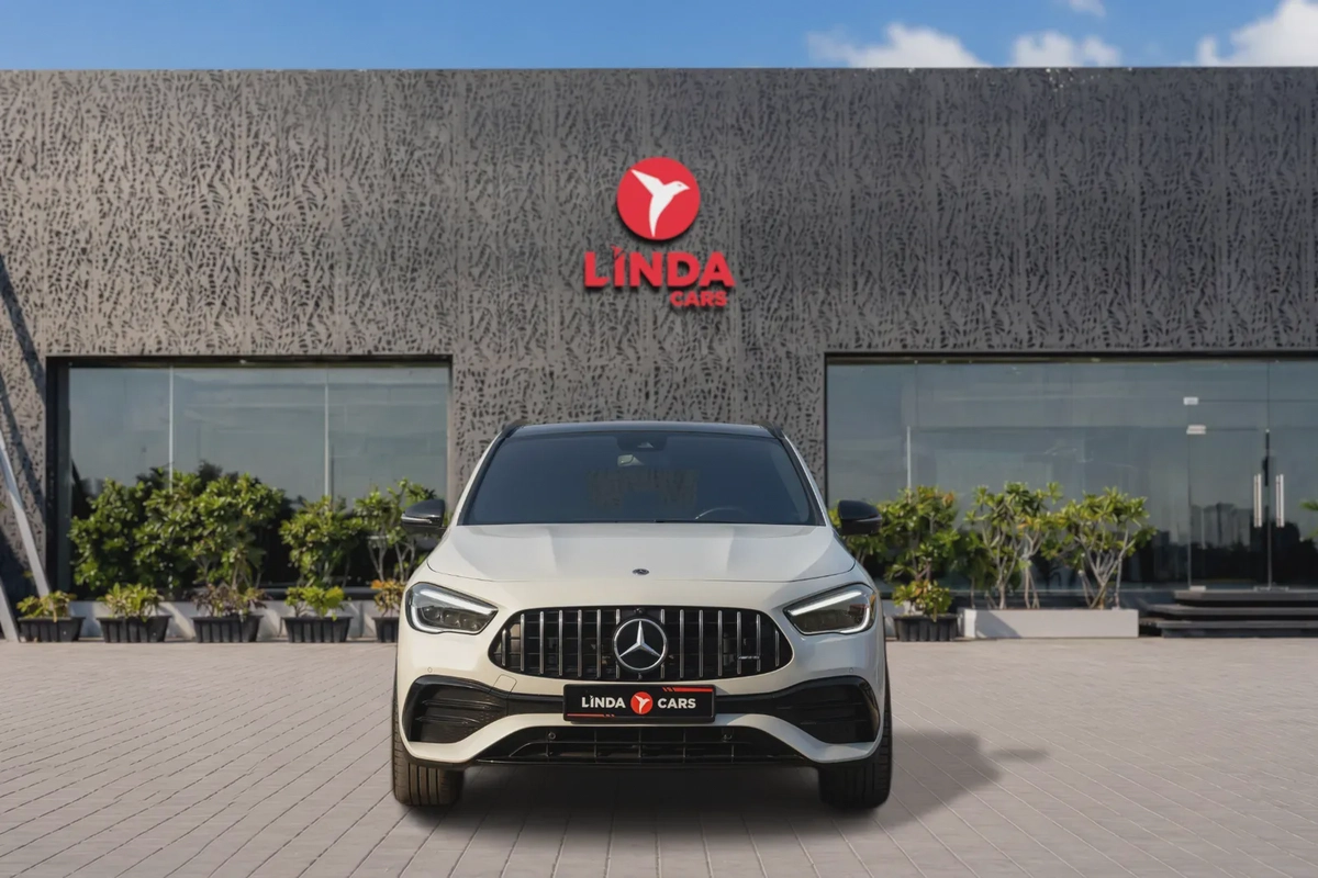 Mercedes-Benz GLA 35 AMG 2021-2-2