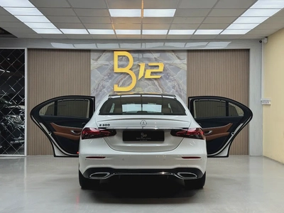 Mercedes-Benz E-Class E 300 2022 GCC Specs-4