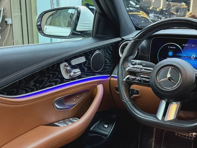 Mercedes-Benz E-Class E 300 2022 GCC Specs-6