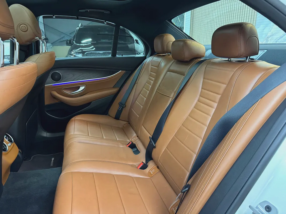 Mercedes-Benz E-Class E 300 2022 GCC Specs-13-13
