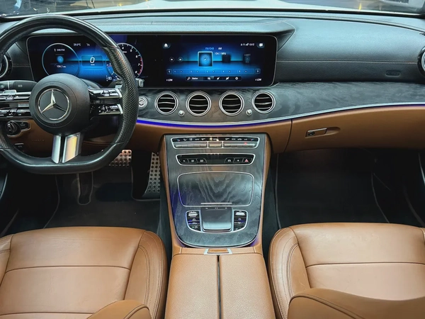 Mercedes-Benz E-Class E 300 2022 GCC Specs