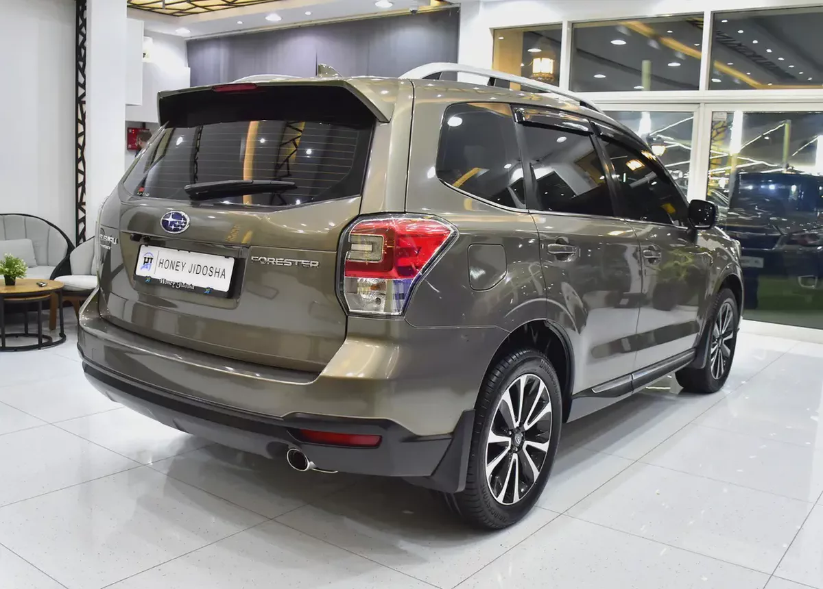 EXCELLENT DEAL for our Subaru Forester AWD ( 2018 Model ) in Brown Color GCC Specs-5-5