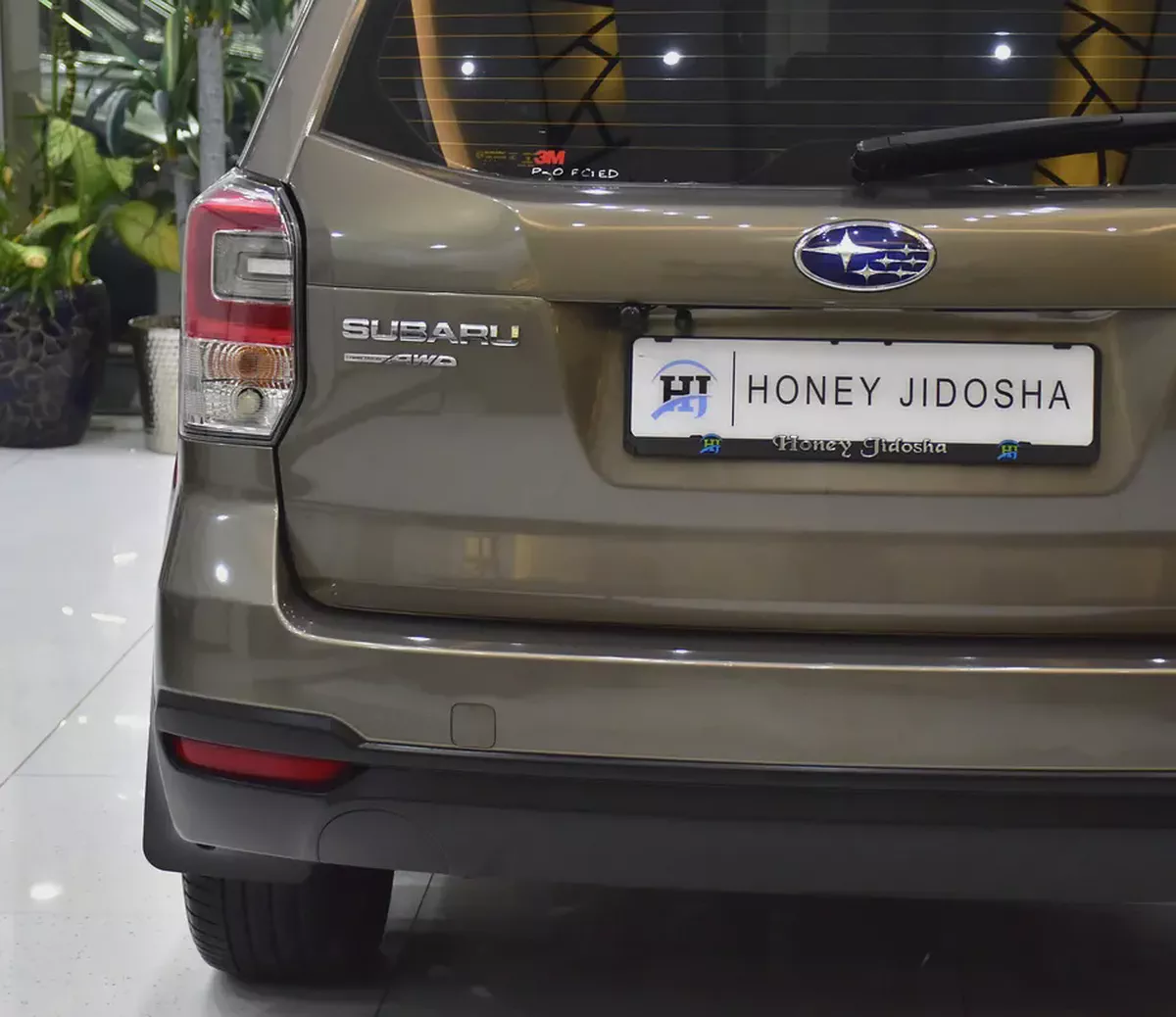 EXCELLENT DEAL for our Subaru Forester AWD ( 2018 Model ) in Brown Color GCC Specs-7-7