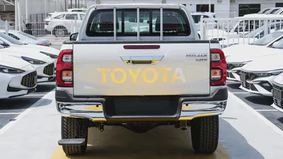 Brand New 2026 Toyota Hilux SR5 GCC Specs - 0KM-8