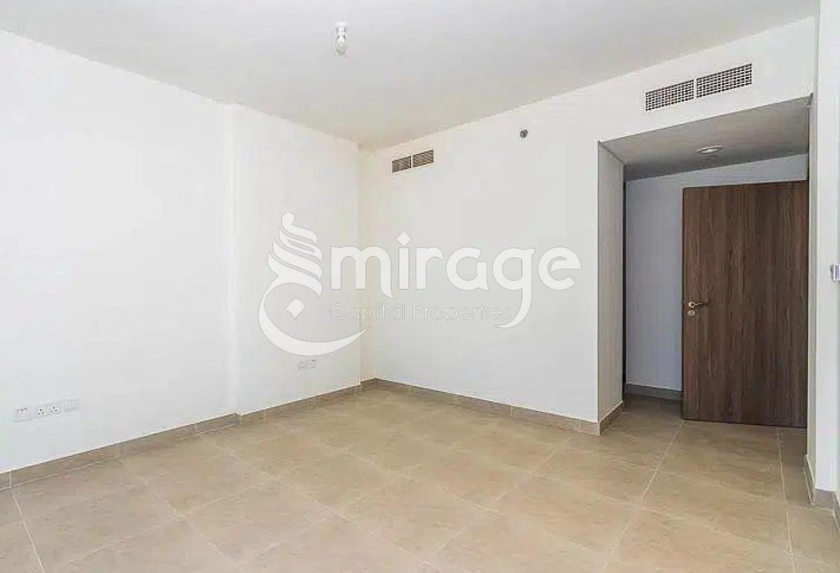 Stunning 1BHK | Prime Location | Great Community