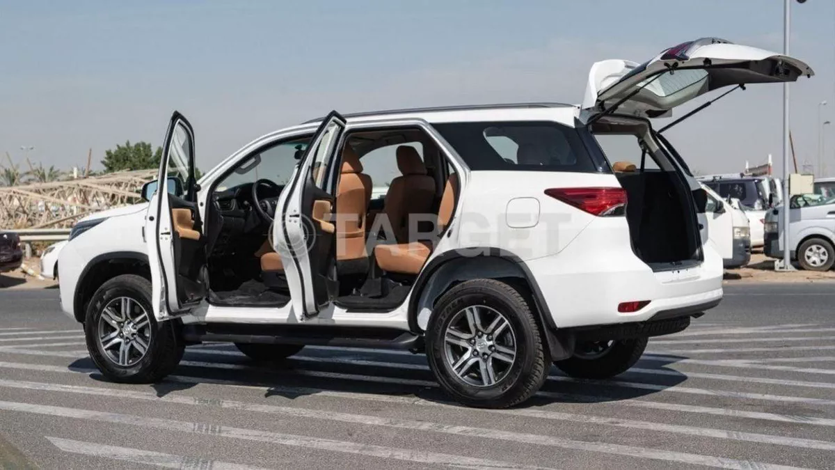 Toyota Fortuner EXR FORTUNER 2.7L 4WD-10-0