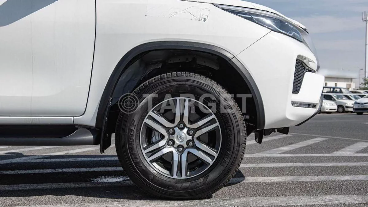 Toyota Fortuner EXR FORTUNER 2.7L 4WD-5-0