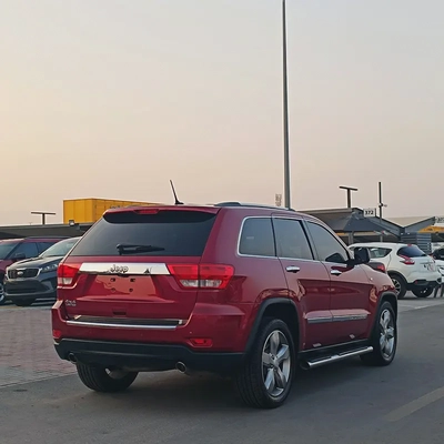 Jeep Grand Cherokee Limited 2013 | GCC Specs | Well Maintained-4