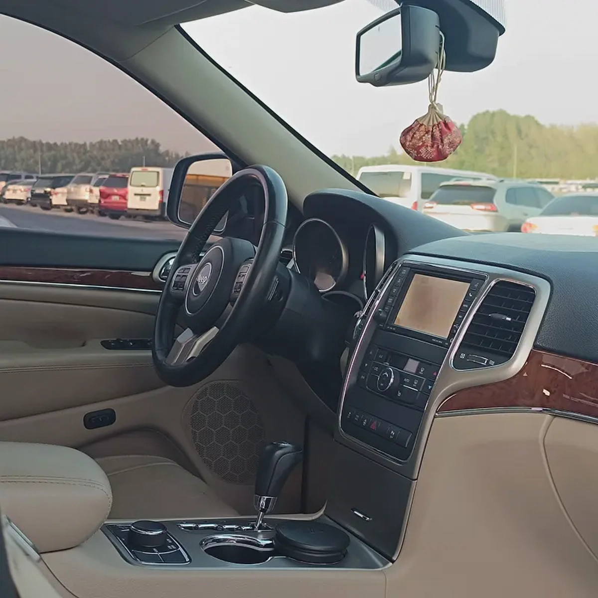 Jeep Grand Cherokee Limited 2013 | GCC Specs | Well Maintained-10-10