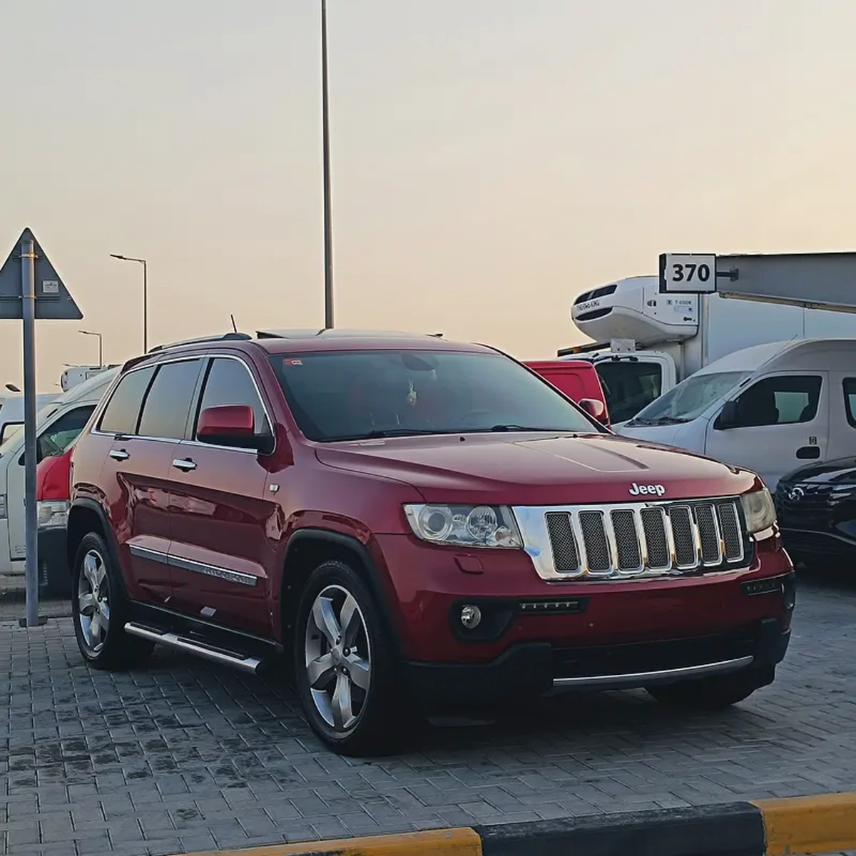 Jeep Grand Cherokee Limited 2013 | GCC Specs | Well Maintained-1-1