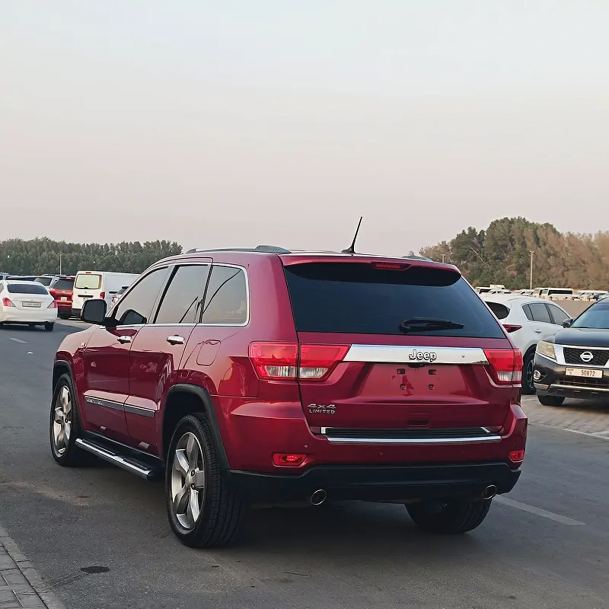 Jeep Grand Cherokee Limited 2013 | GCC Specs | Well Maintained-3-3