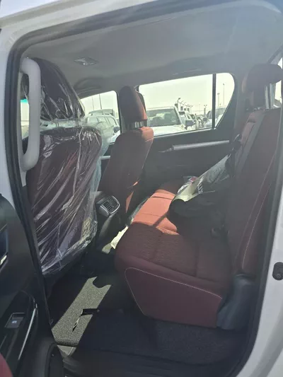 Toyota Hilux Double Cab 2.4L Diesel AT 2026 | Saudi-6