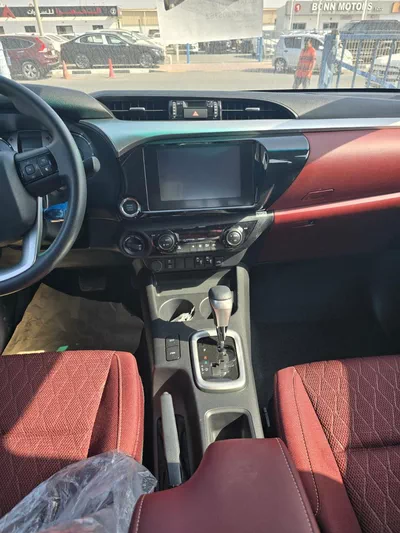 Toyota Hilux Double Cab 2.4L Diesel AT 2026 | Saudi-9