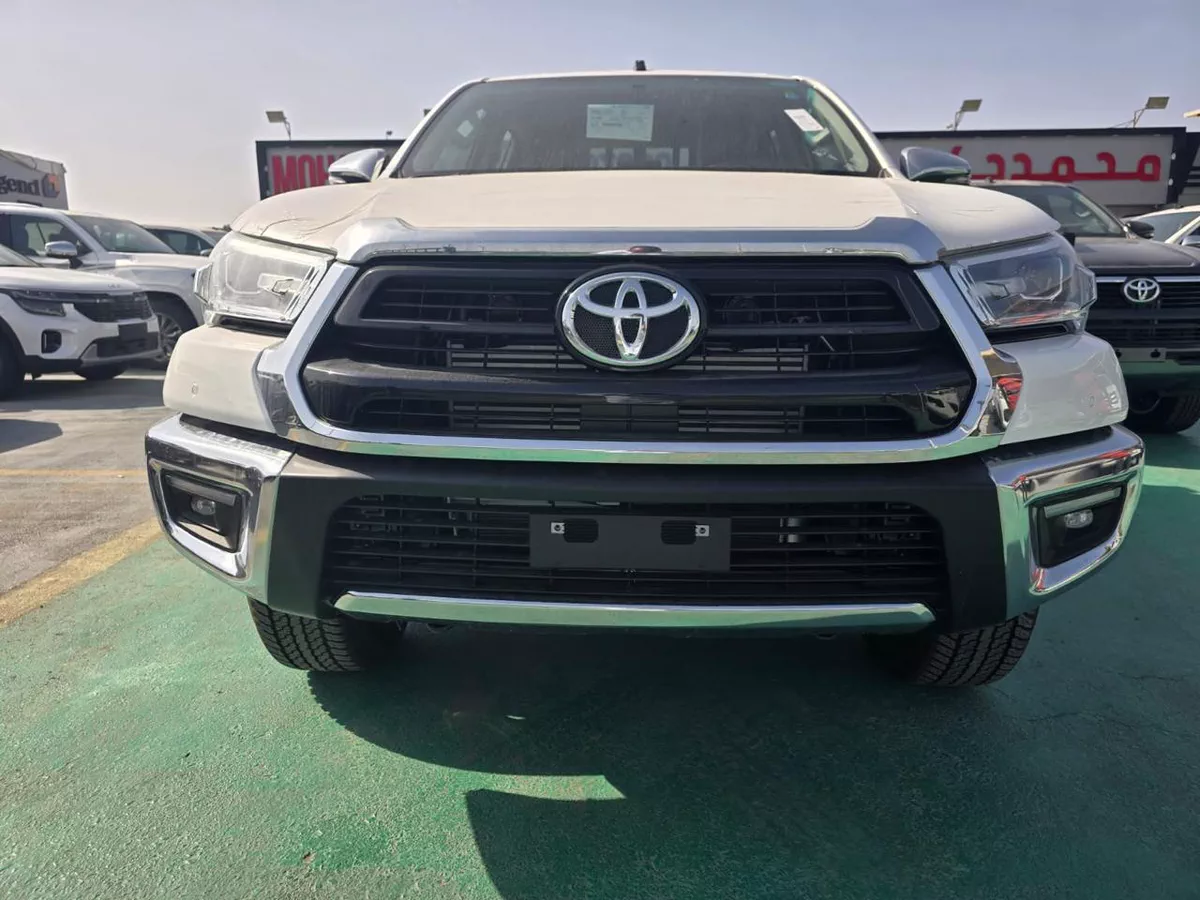 Toyota Hilux Double Cab 2.4L Diesel AT 2026 | Saudi-4-4