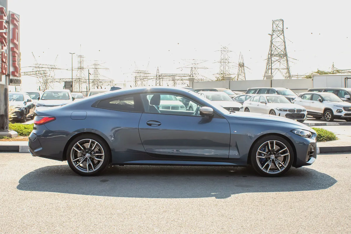 2022 - BMW M440I - BRAND NEW CONDITION - ONLY 510 KM DONE-3-3