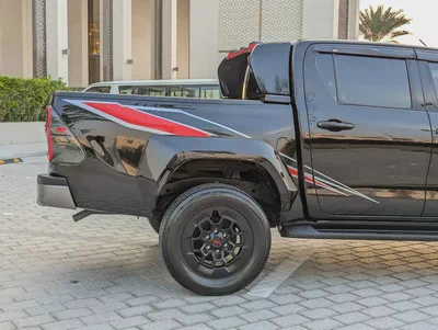 TOYOTA HILUX 2021 FACELIFTED 2025 GR SPORT GCC IN EXCELLENT CONDITION-13