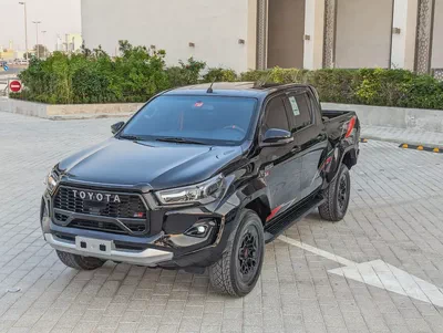 TOYOTA HILUX 2021 FACELIFTED 2025 GR SPORT GCC IN EXCELLENT CONDITION-1