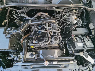TOYOTA HILUX 2021 FACELIFTED 2025 GR SPORT GCC IN EXCELLENT CONDITION-8
