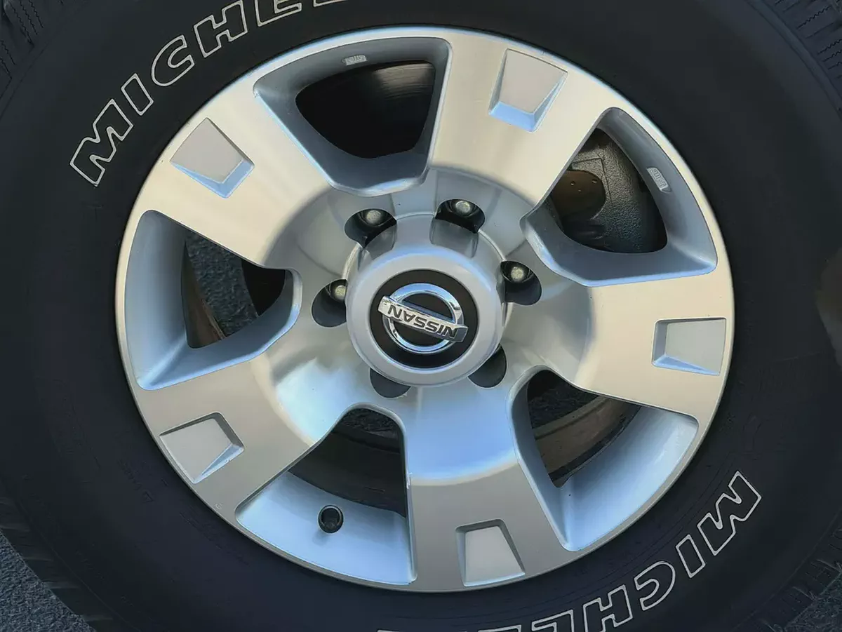 **2017**GCC SPEC NEAT AND CLEAN LESS KILOMETER-19-19