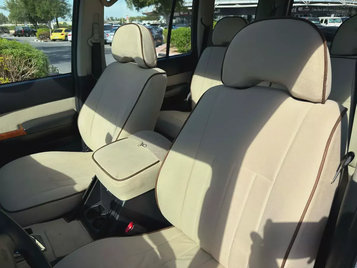 **2017**GCC SPEC NEAT AND CLEAN LESS KILOMETER-4-4