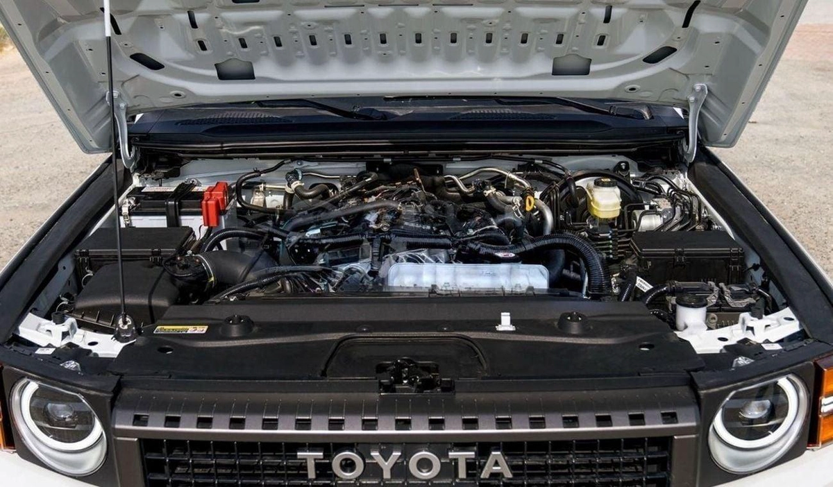 Toyota Prado GXL 1ST EDITION (LHD) TOYOTA PRADO 250 2.4P AT FIRST EDITION MY2024 – WHITE-18-0