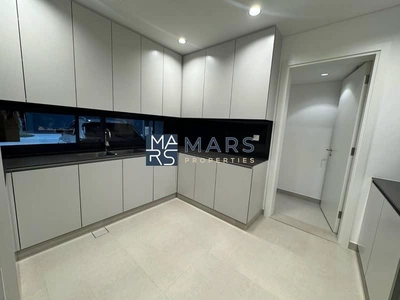 | BRAND NEW | LUXURY COMMUNITY | SPACIOUS LAYOUT | PRIME LOCATION |-13