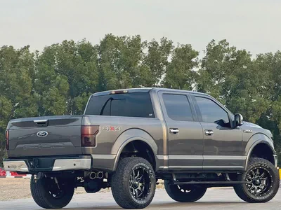 Ford F150 -2018  American specs, top of the line, in excellent condition.-2