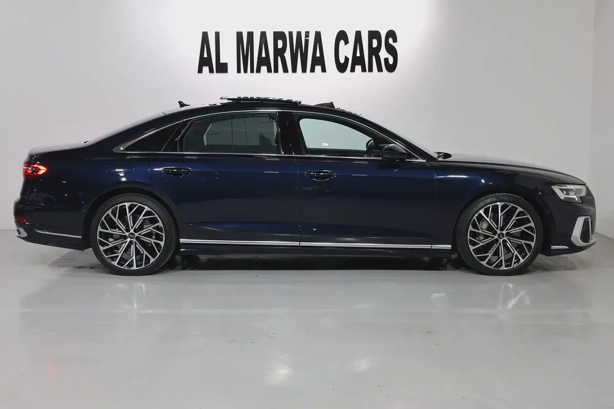 Pristine 2022 Audi A8 L 55 TFSI quattro | GCC Specs | Low Mileage-6-6