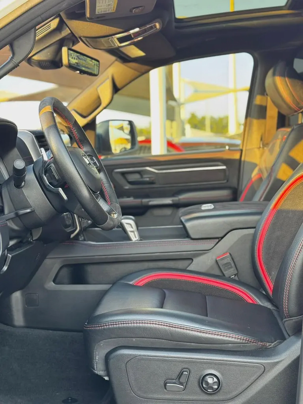 (2023) DODGE RAM TRX // SUPERCHARGED 6.2 // ORIGINAL PAINT//FULL OPTION// LOW MILLAGE//-10-10
