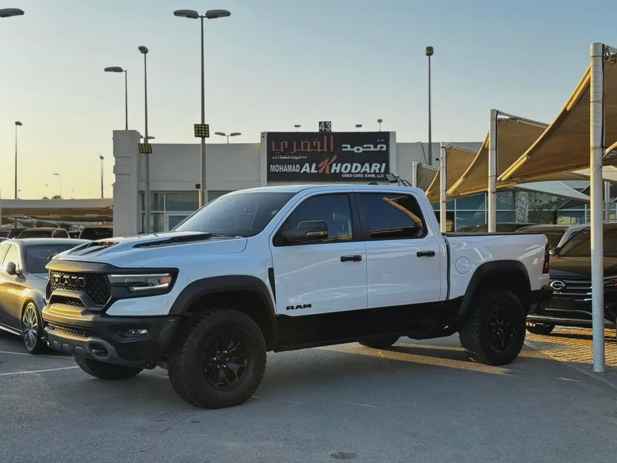 (2023) DODGE RAM TRX // SUPERCHARGED 6.2 // ORIGINAL PAINT//FULL OPTION// LOW MILLAGE//