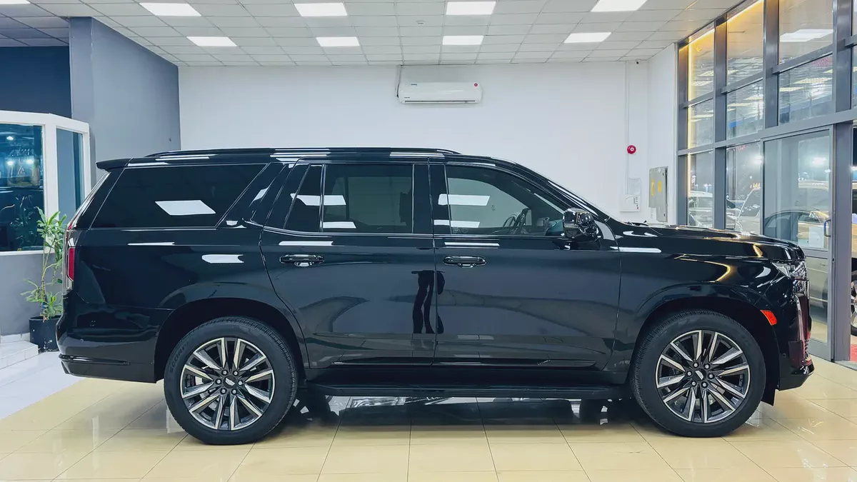 2021 Cadillac Escalade Sport Platinum Clean Title Orignal Paint-2-2