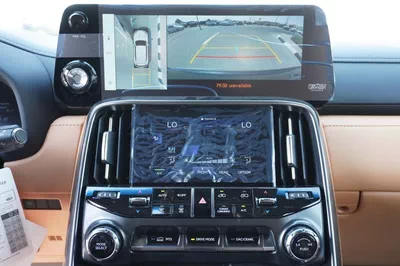 Lexus LX600 SIGNATURE-14