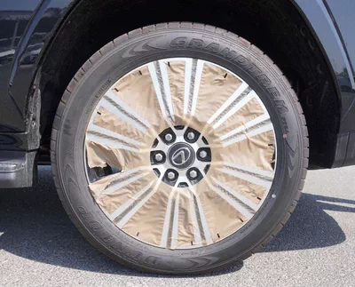 Lexus LX600 SIGNATURE-6