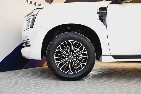 Dealership Warranty 3 years | AED 5,120 Monthly | Nissan Patrol SE Platinum City | Zero Down Payment