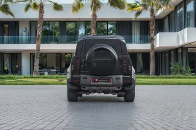 7,540 P.M |  Defender 110 X-Dynamic | 0% Downpayment | Impeccable Condition!-4