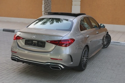 Mercedes C200 -Premium Plus 2024-12,000KM-GCC SPECS-UNDER WARRANTY-SERVICE CONTRACT-3