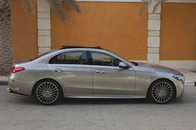 Mercedes C200 -Premium Plus 2024-12,000KM-GCC SPECS-UNDER WARRANTY-SERVICE CONTRACT-6