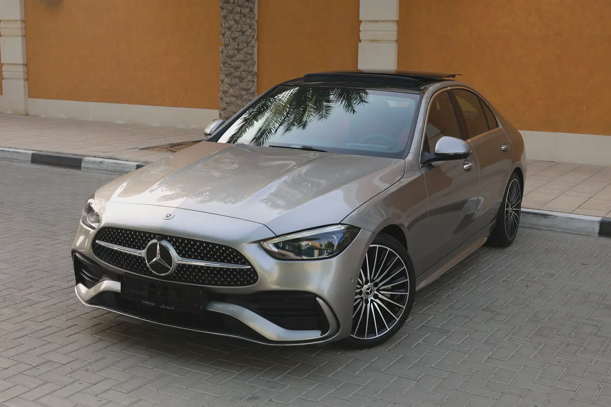 Mercedes C200 -Premium Plus 2024-12,000KM-GCC SPECS-UNDER WARRANTY-SERVICE CONTRACT-1-1