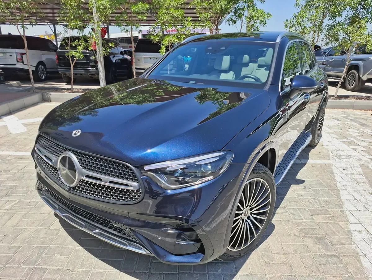 2023 Mercedes-Benz GLC 300 AMG 4MATIC - American Specs