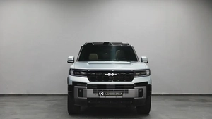 BYD Leopard 8