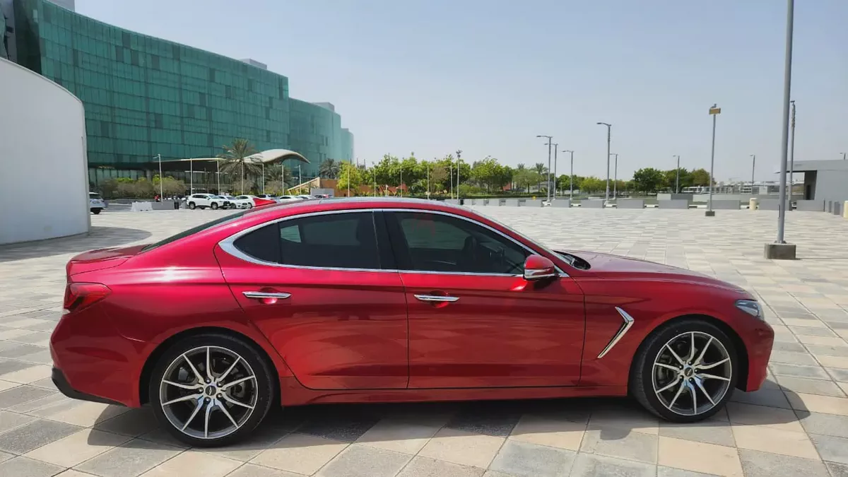 2019 Genesis G70 Sport-2.0L-Turbo-4 cyl-Full option-Excellent Condition-3-3