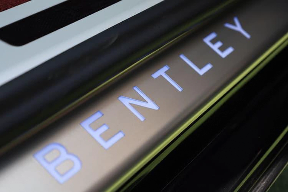 Bentley Continental GT V8 2022