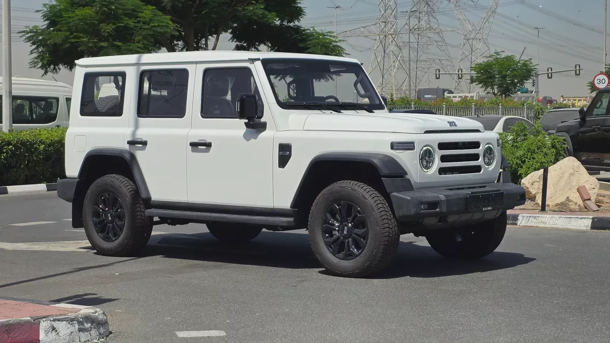 BAW 212 (White)